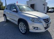 Volkswagen Tiguan 9