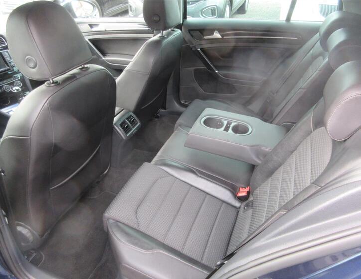 Volkswagen Golf 8