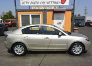 Mazda 3 4
