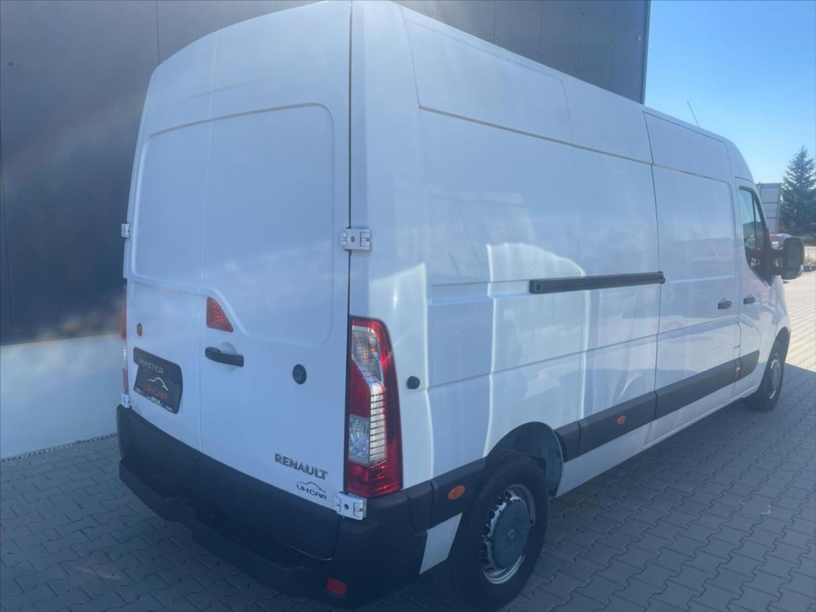 Renault Master 4