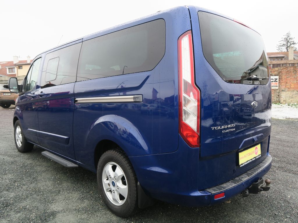 Ford Tourneo Custom