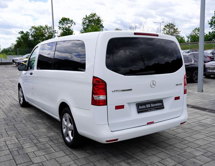 Mercedes-Benz Vito 4
