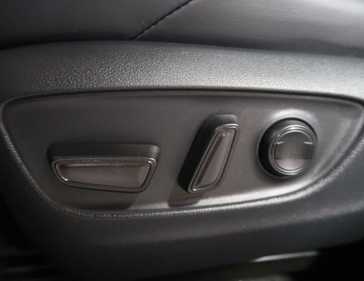 Toyota RAV4 19