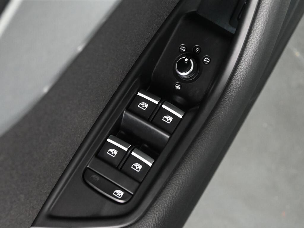 Audi A4 28
