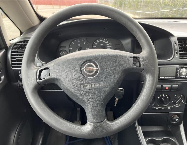 Opel Zafira 14