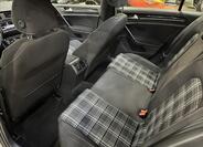 Volkswagen Golf 25