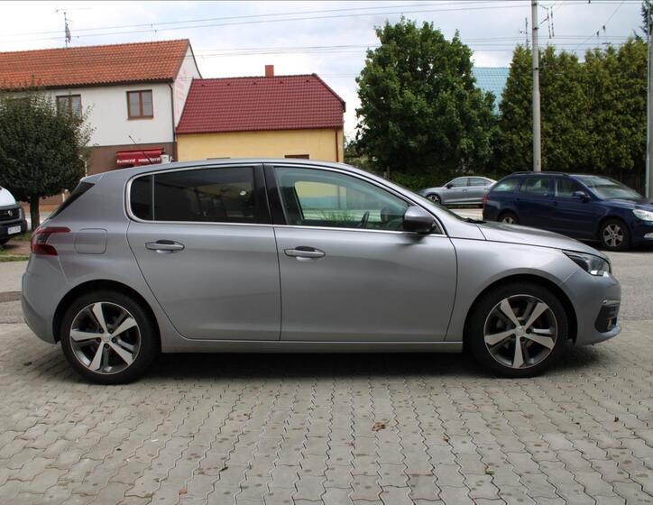 Peugeot 308 3