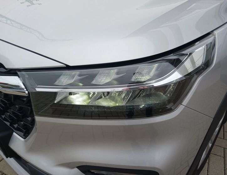 Suzuki S-Cross 31