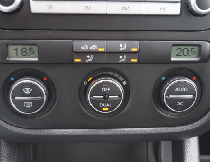 Volkswagen Golf 40