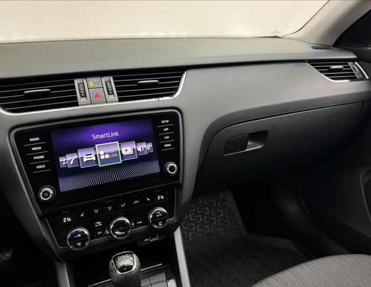 Škoda Octavia 16