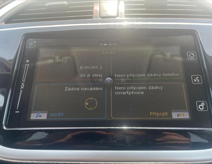 Suzuki SX4 S-Cross 16