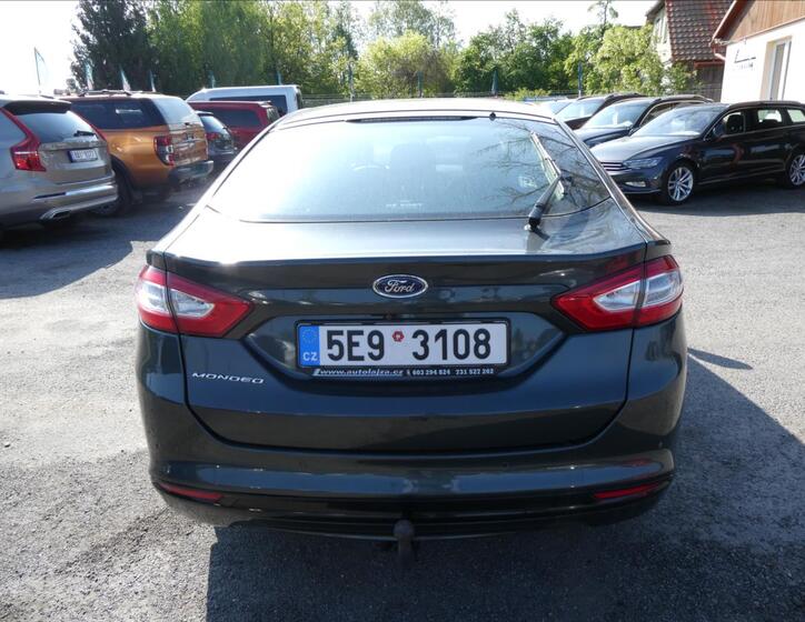 Ford Mondeo 8