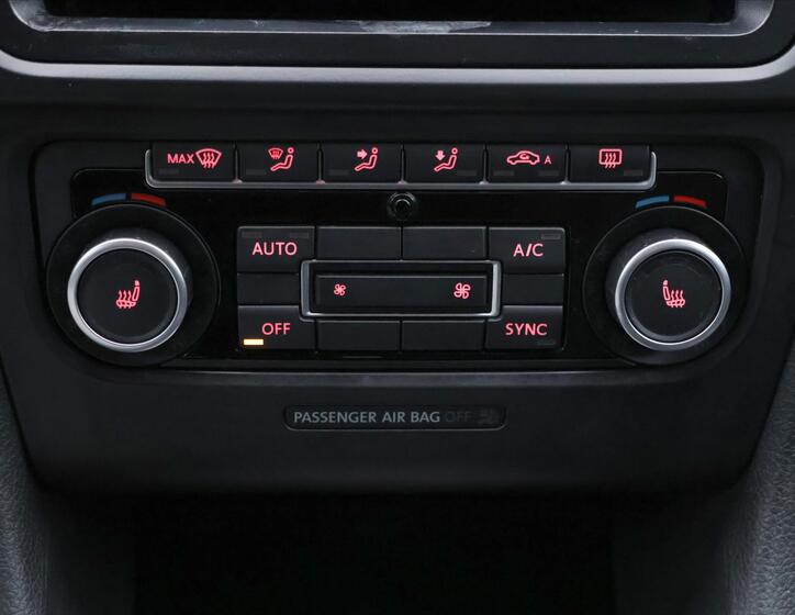 Volkswagen Golf 20