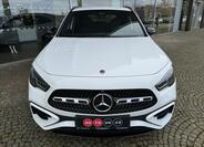Mercedes-Benz GLA 2