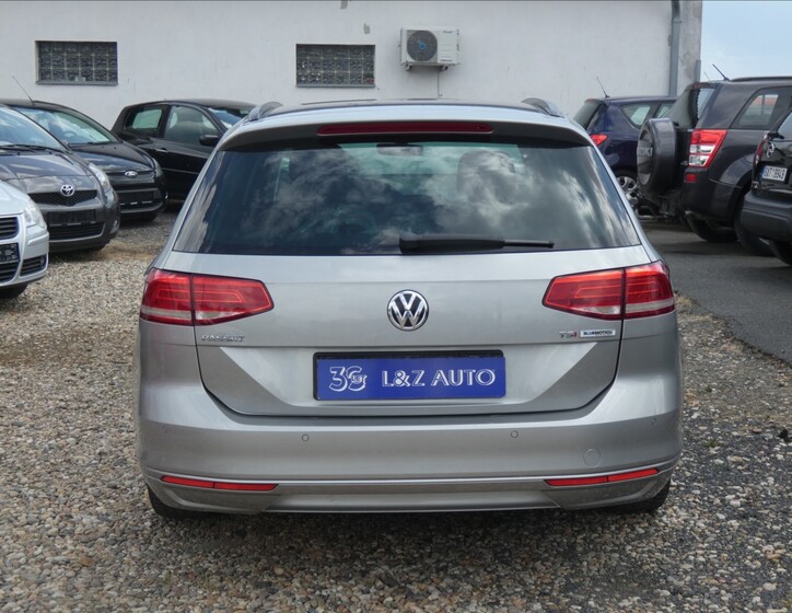 Volkswagen Passat 5