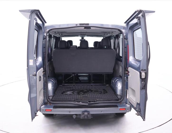 Renault Trafic 9