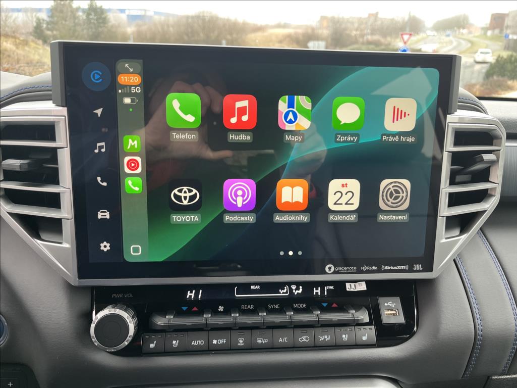 Toyota Sequoia