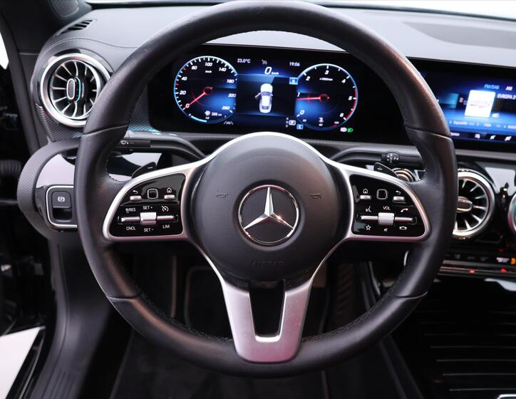 Mercedes-Benz CLA 20