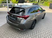 Toyota Auris 6