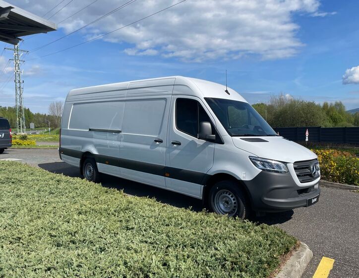 Mercedes-Benz Sprinter 3