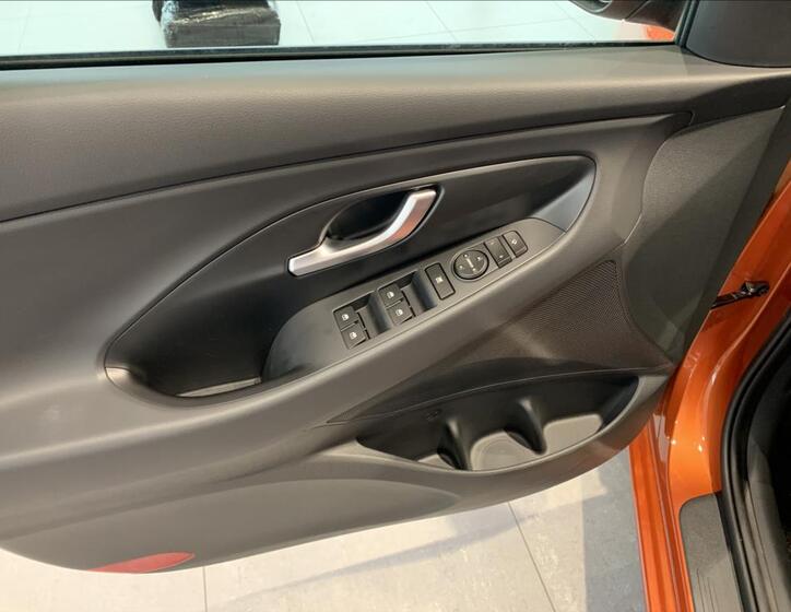 Hyundai i30 22