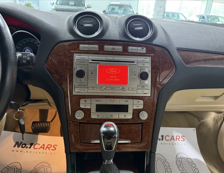 Ford Mondeo 19