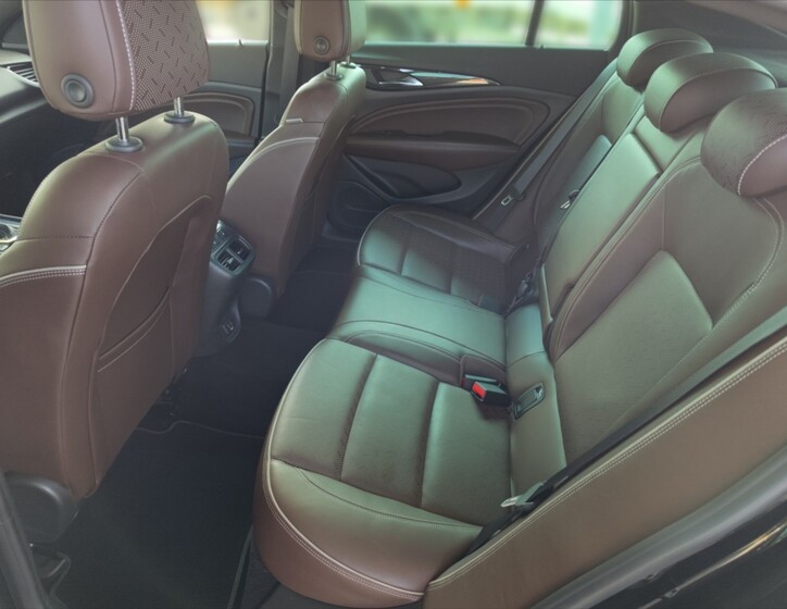 Opel Insignia 7