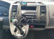 Volkswagen Transporter 9