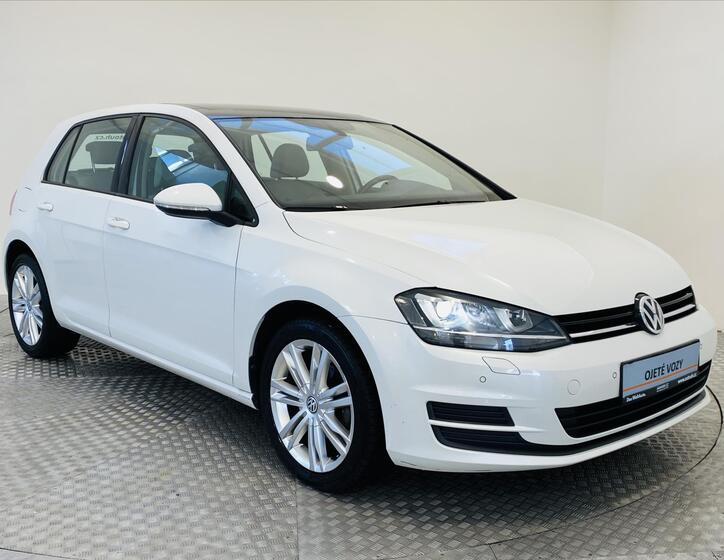Volkswagen Golf 21