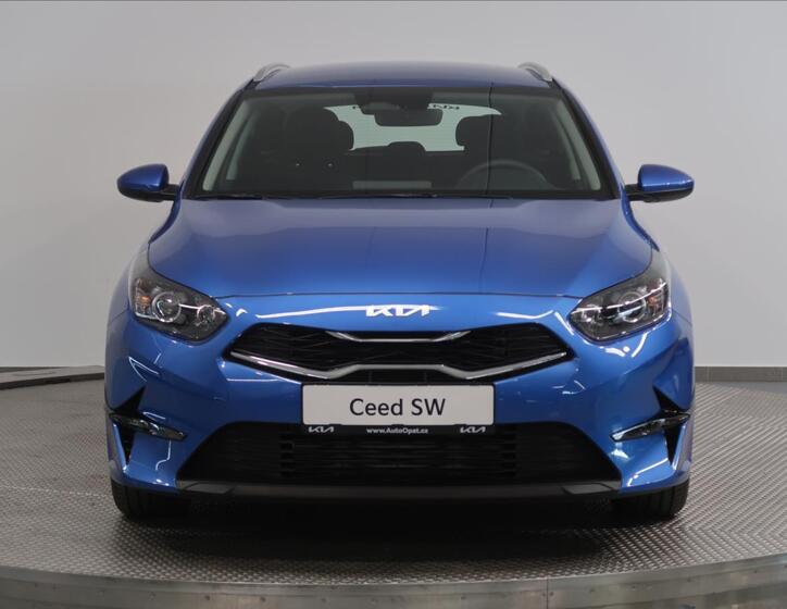 KIA Ceed 4