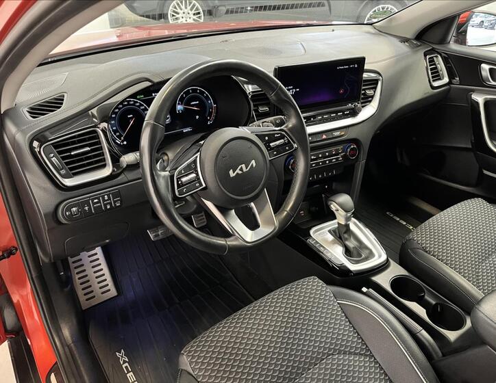 KIA XCeed 6