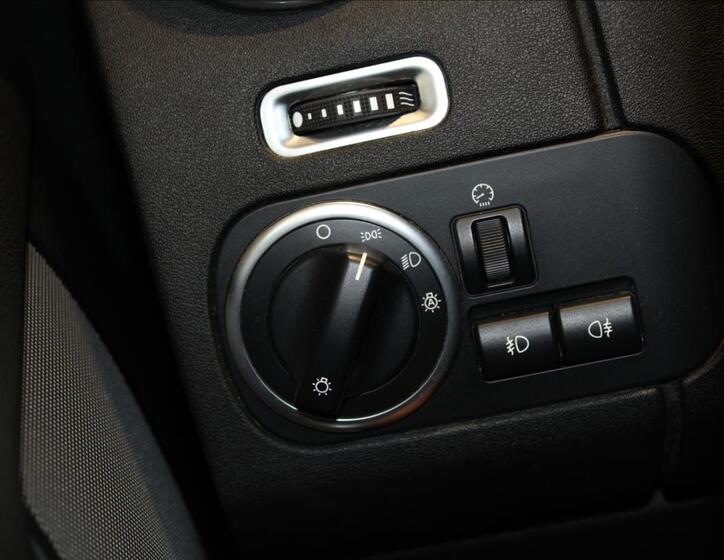 Land Rover Discovery 28
