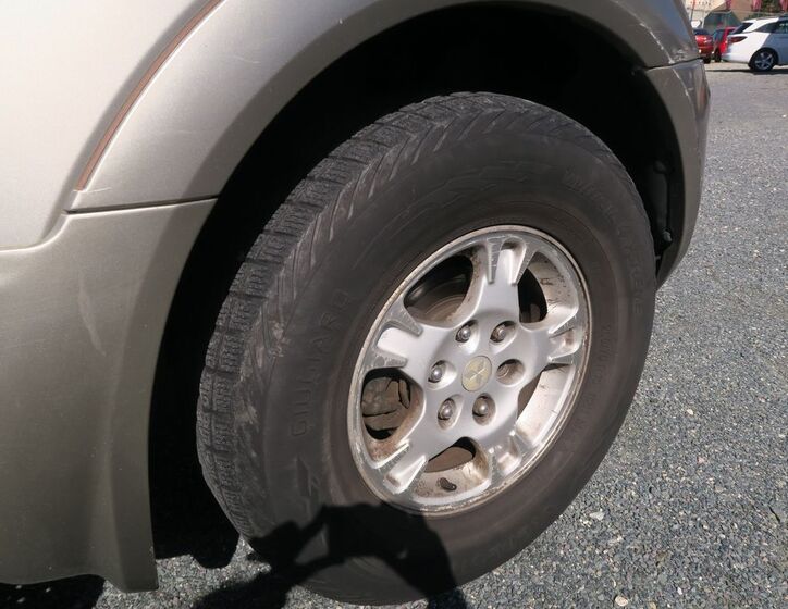 Mitsubishi Pajero 36