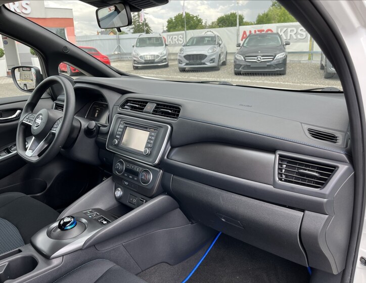 Nissan Leaf 20