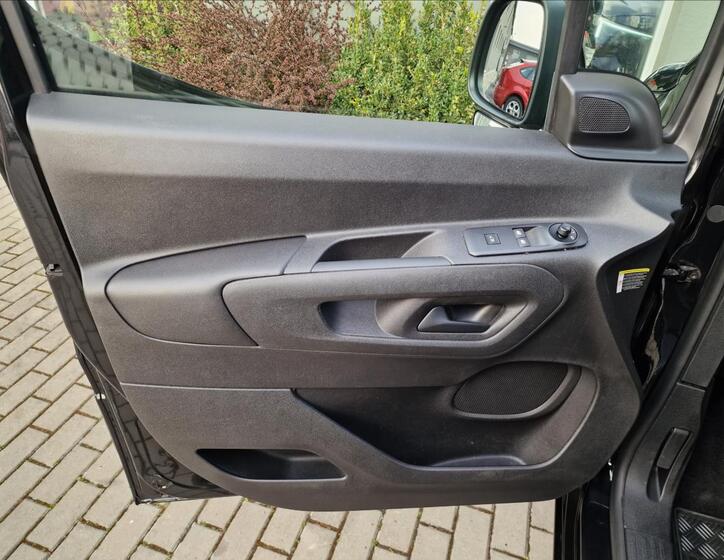 Opel Combo 36
