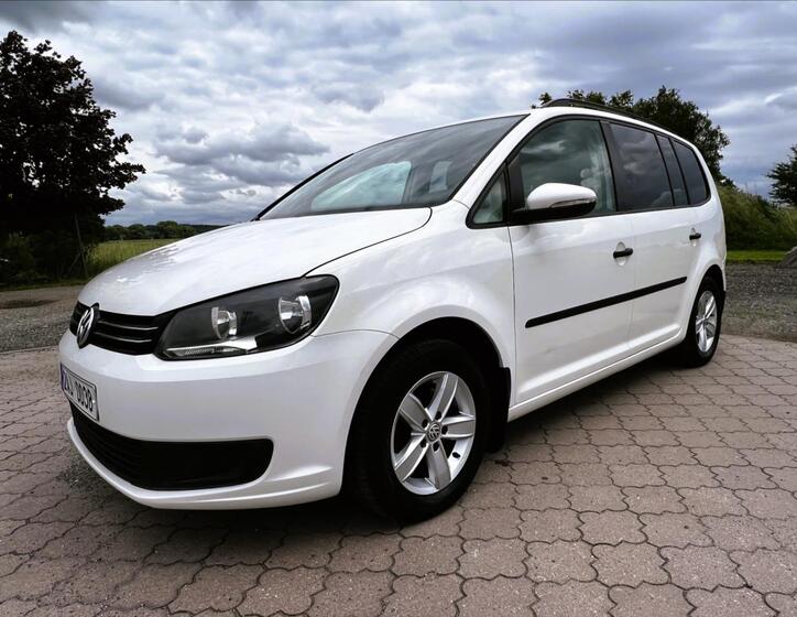 Volkswagen Touran 5