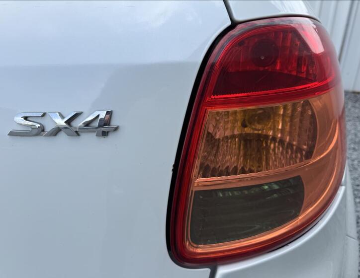 Suzuki SX4 19