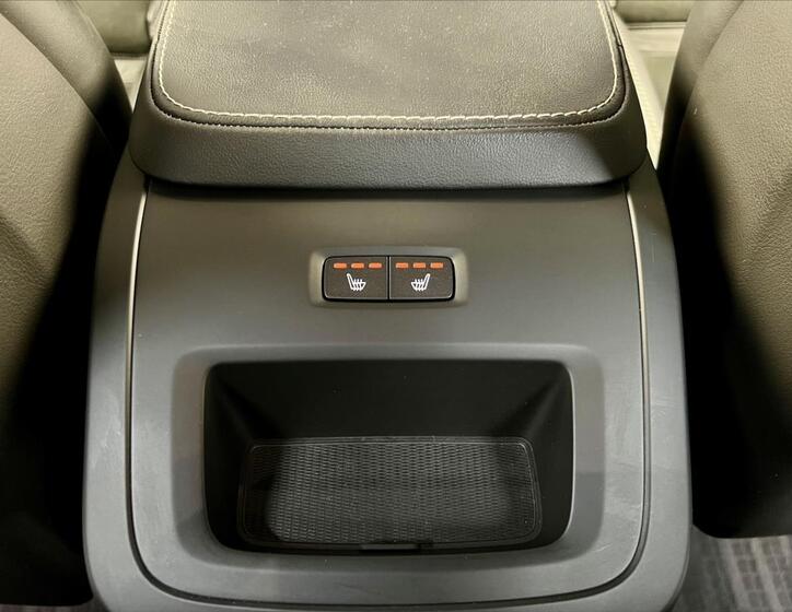 Volvo XC90 29