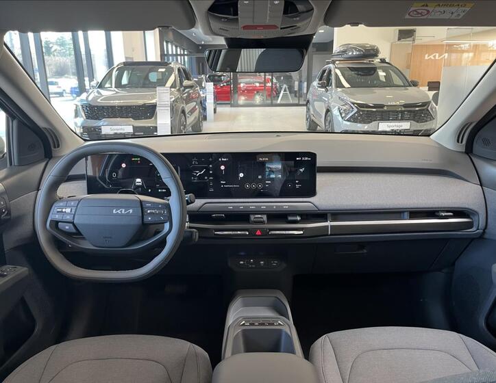 KIA EV3 10