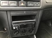 Volkswagen Golf 9