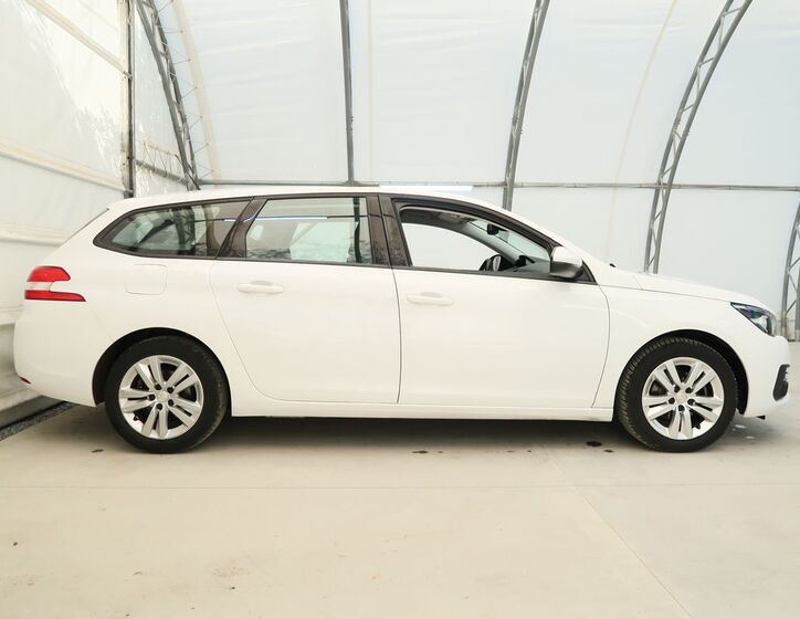 Peugeot 308 5