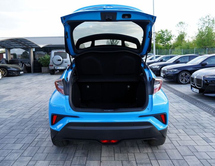 Toyota C-HR 11