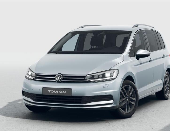 Volkswagen Touran 1