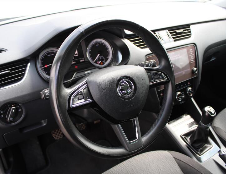 Škoda Octavia 13