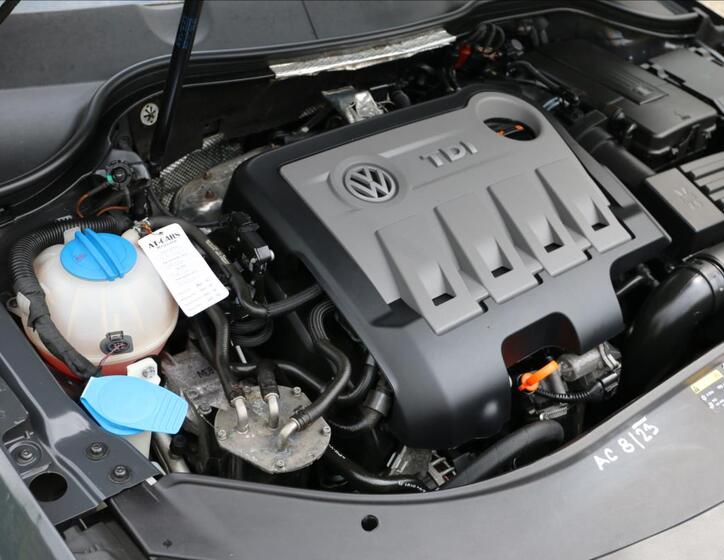 Volkswagen Passat 40