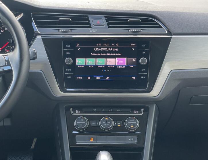 Volkswagen Touran 11