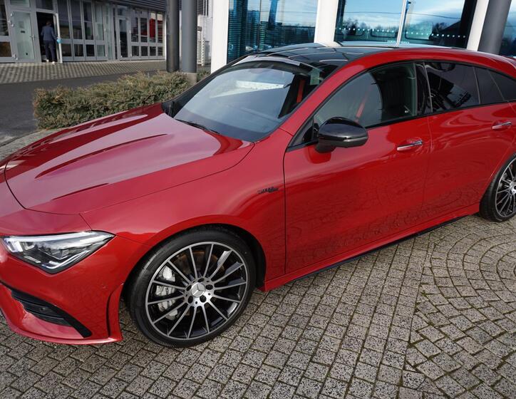 Mercedes-Benz CLA 3