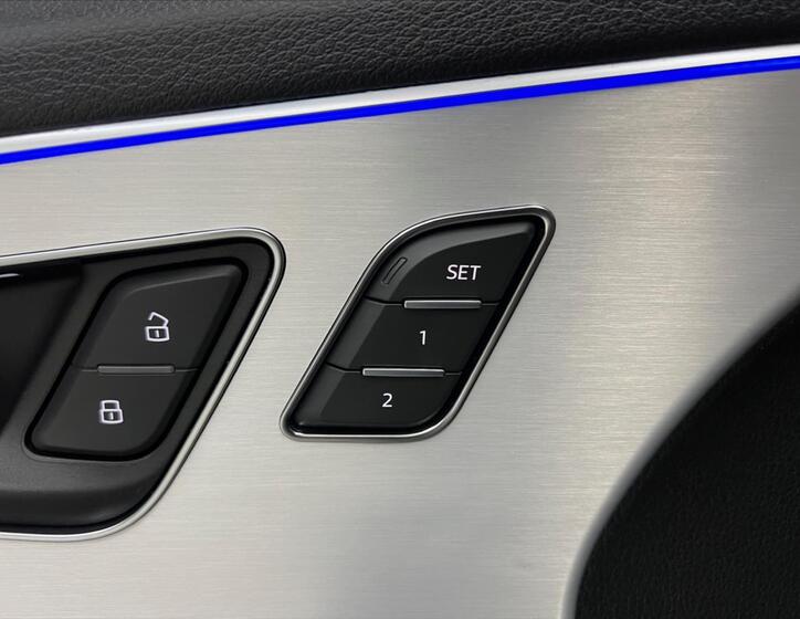Audi Q8 31