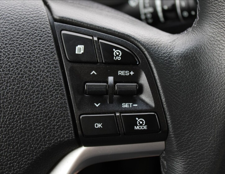 Hyundai Tucson 19