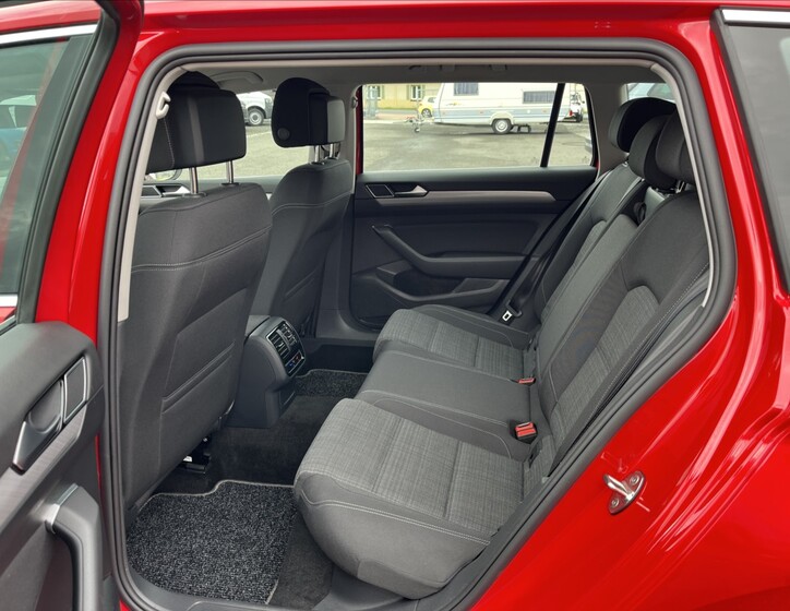 Volkswagen Passat 17